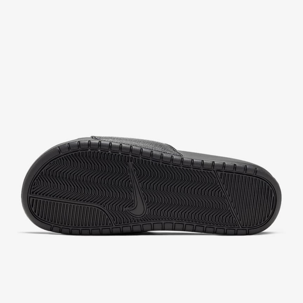 New In Box Mens Nike Benassi Signature Logo Slide Sandals Multiple Sizes - Picture 3 of 4